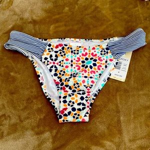 BNWT Roxy Base Girl Bikini Bottom (M)